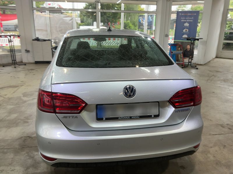 Volkswagen Jetta 1.4 TSI Hybrid Comfortline — zdjęcie 5