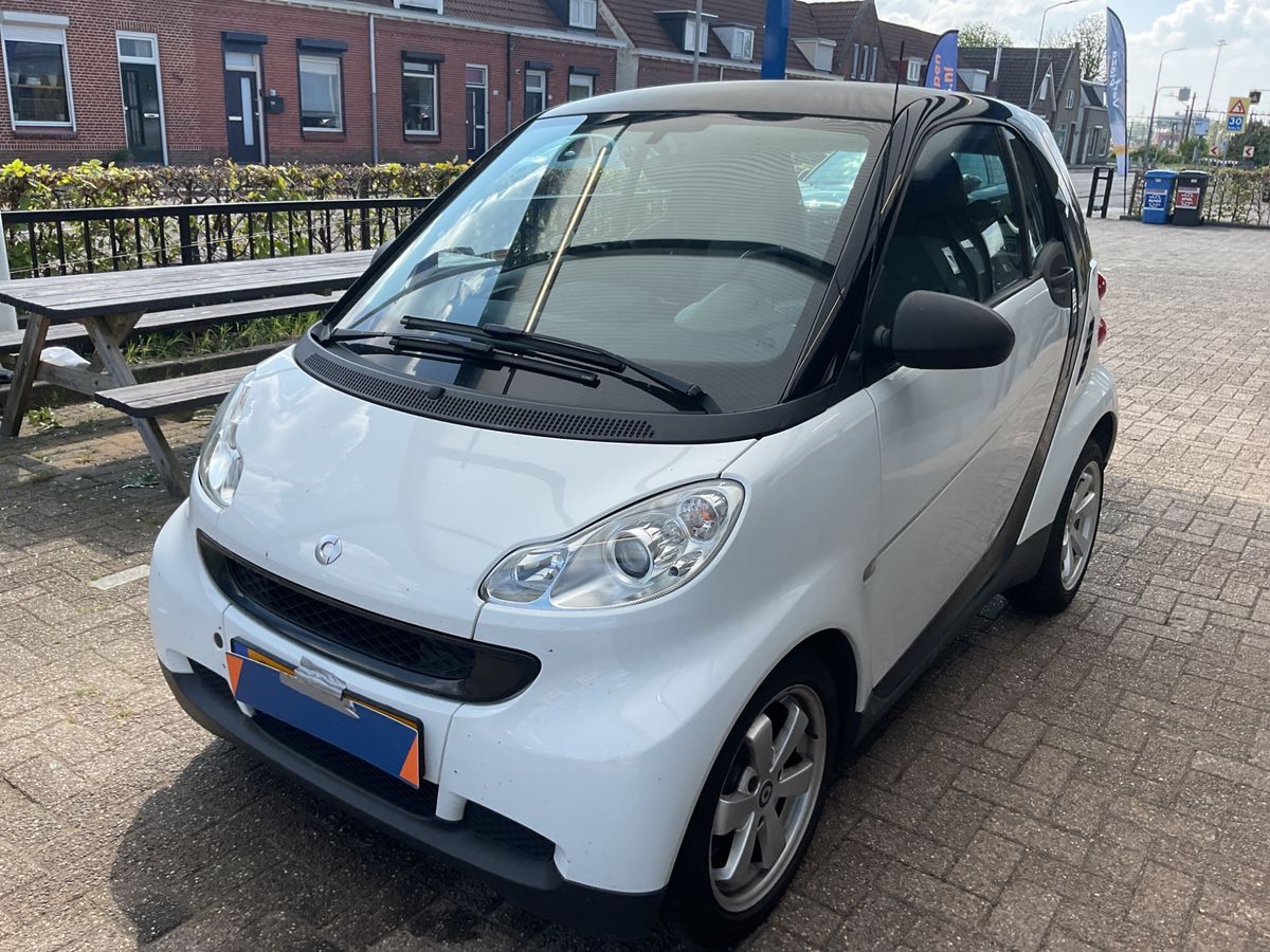 Smart fortwo 2011