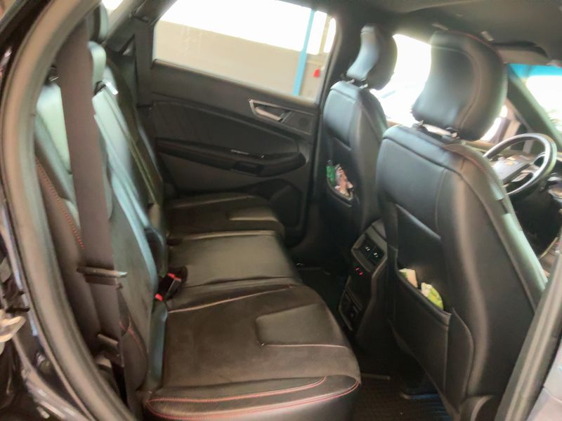 Ford Edge 2.0 TDCi EcoBlue Bi-Turbo ST-Line 4x4 — zdjęcie 14