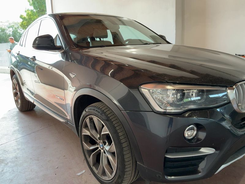 BMW X4 xDrive 20d — zdjęcie 8