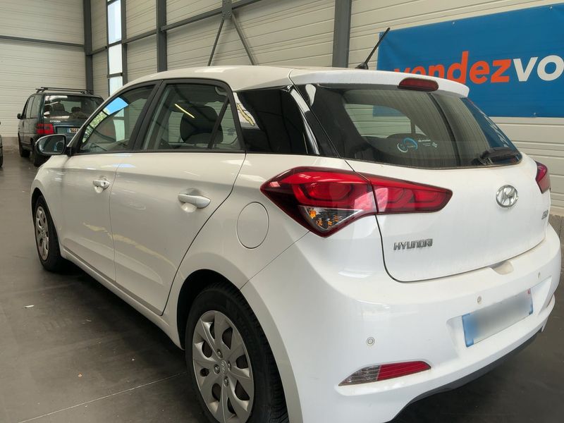 Hyundai i20 1.0 TGDI Intuitive — zdjęcie 3