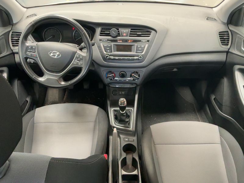 Hyundai i20 1.0 TGDI Intuitive — zdjęcie 12