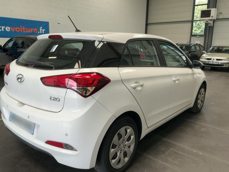 Hyundai i20 1.0 TGDI Intuitive — zdjęcie 6