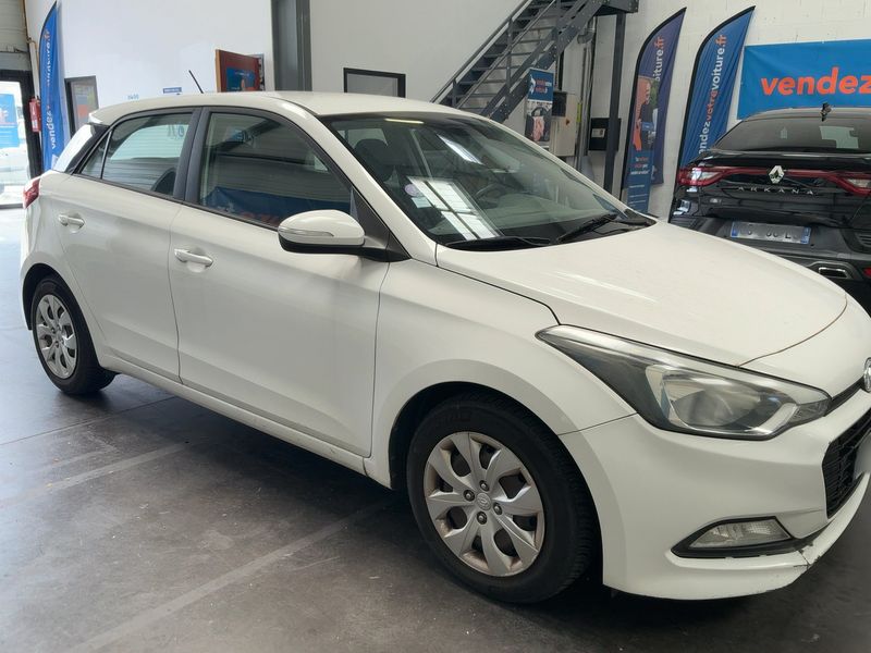 Hyundai i20 1.0 TGDI Intuitive — zdjęcie 8
