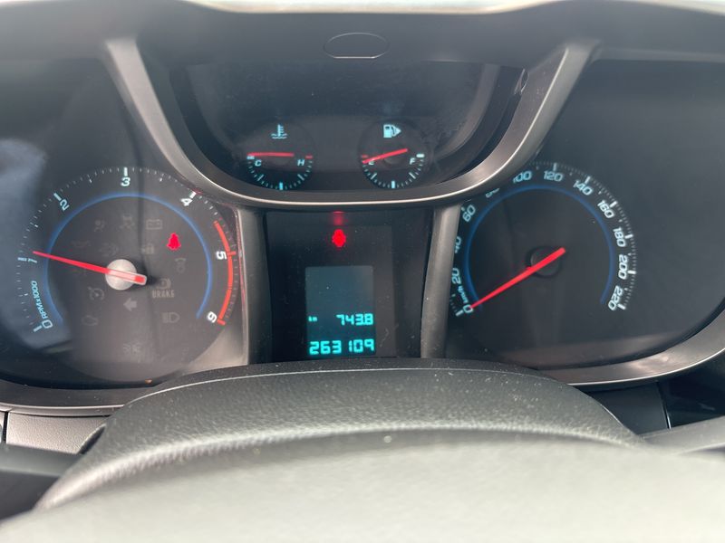 Chevrolet Orlando 2.0 Diesel LT — zdjęcie 12