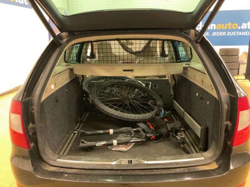Skoda Superb 2.0 TDI Elegance 4x4 2011 – снимка 15