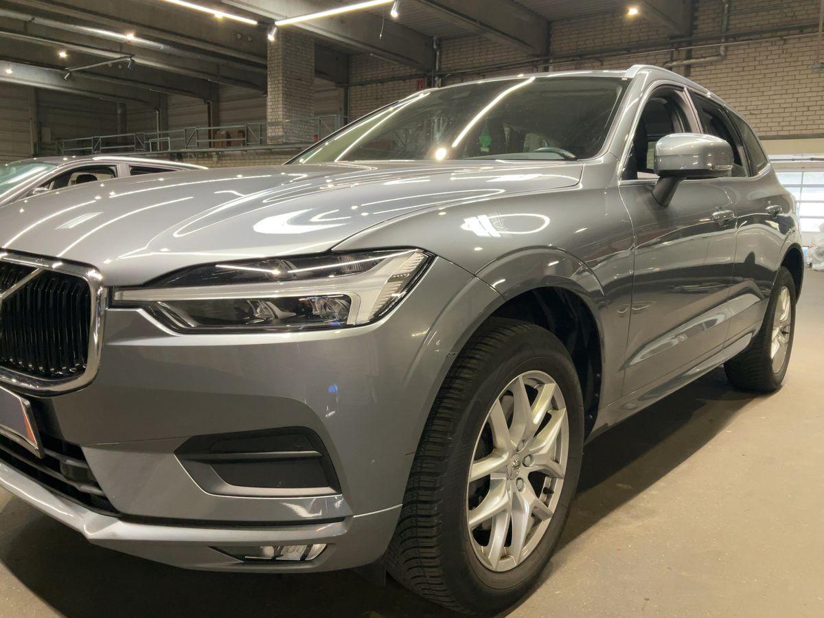 Volvo XC60 2.0 B4 Diesel Momentum Pro AWD