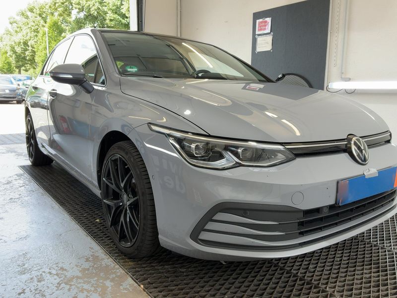 Volkswagen Golf VIII 1.5 eTSI ACT Life — zdjęcie 8