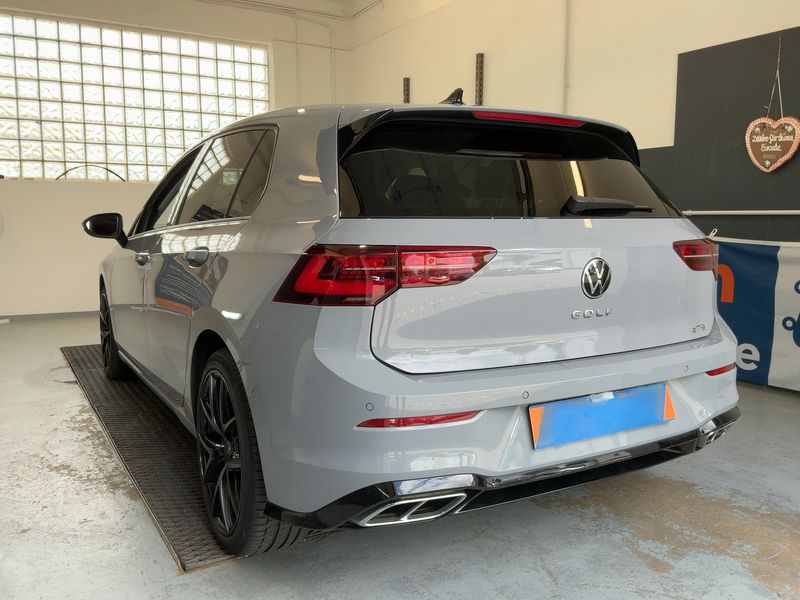 Volkswagen Golf VIII 1.5 eTSI ACT Life — zdjęcie 3