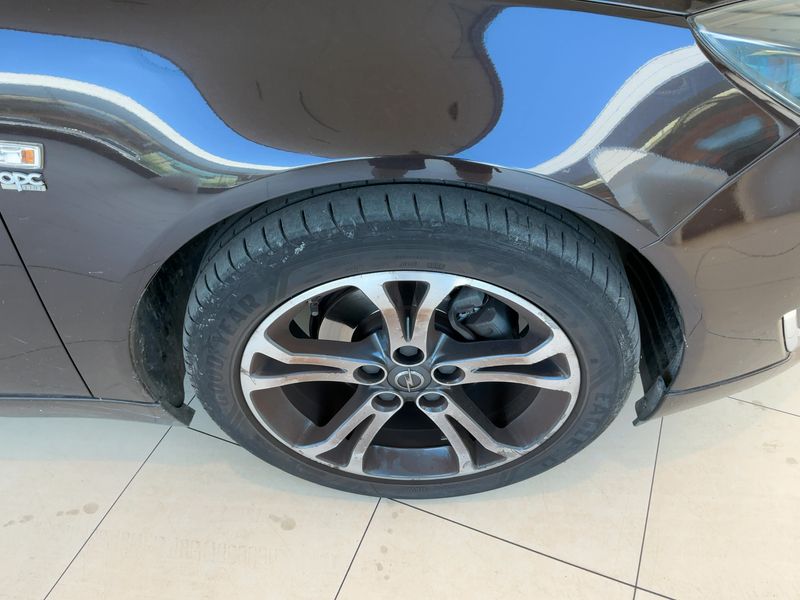 Opel Insignia Sports Tourer 1.6 CDTI DPF Innovation 2016 – снимка 11