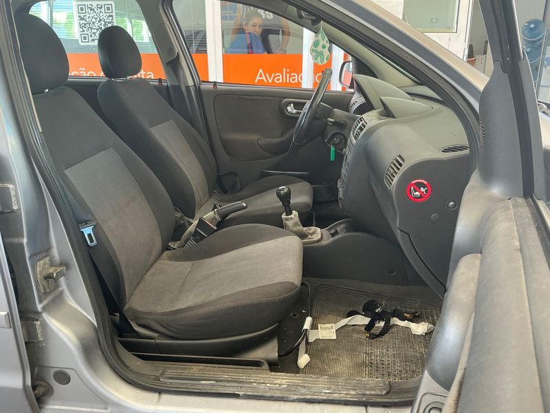 Opel Corsa 1.3 CDTI Sport 2003 – снимка 3