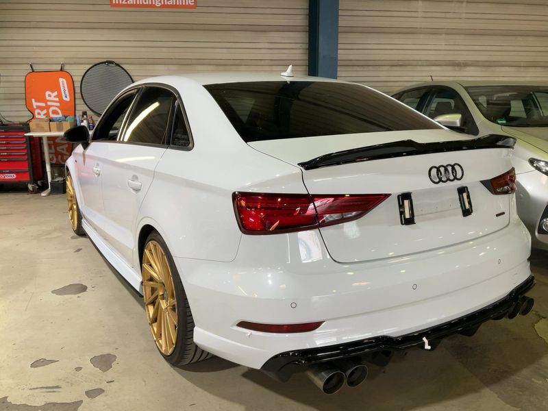 Audi A3 Limousine 2.0 TDI quattro Sport — zdjęcie 3