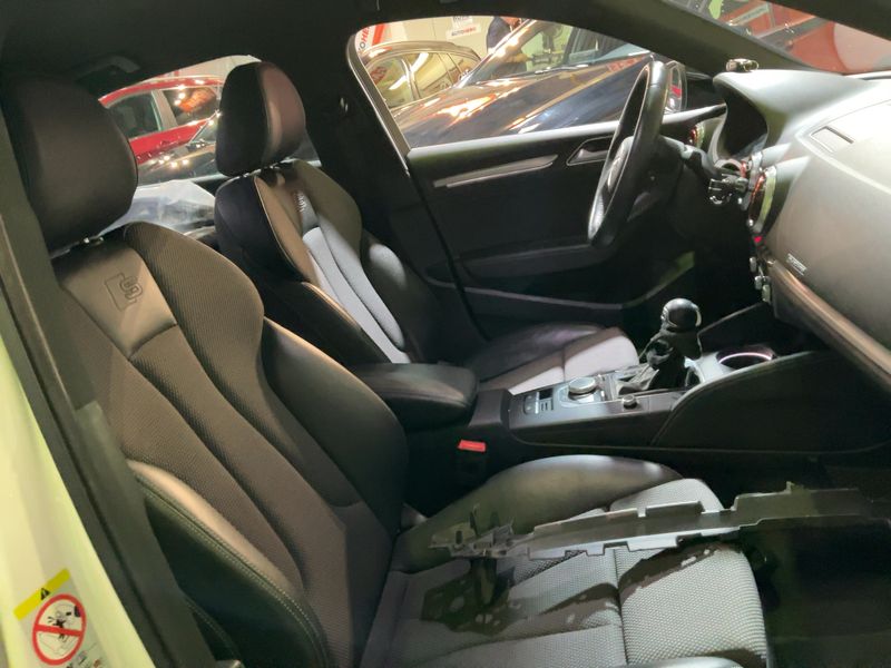 Audi A3 Limousine 2.0 TDI quattro Sport — zdjęcie 11