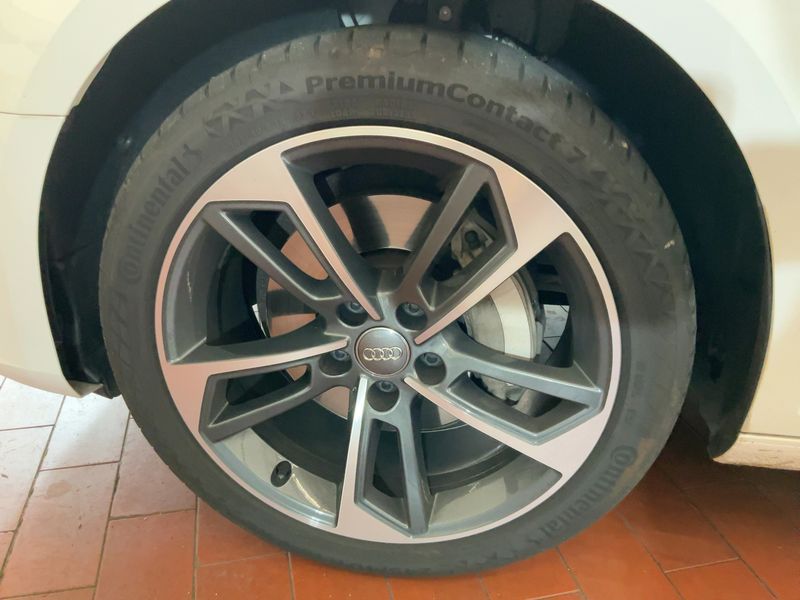 Audi A4 40 TDI quattro Sport 2019 – снимка 3