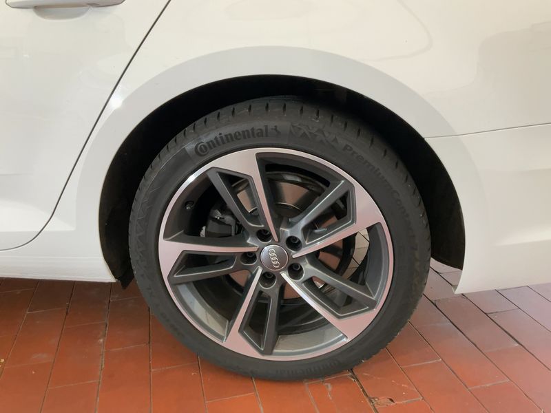 Audi A4 40 TDI quattro Sport 2019 – снимка 5