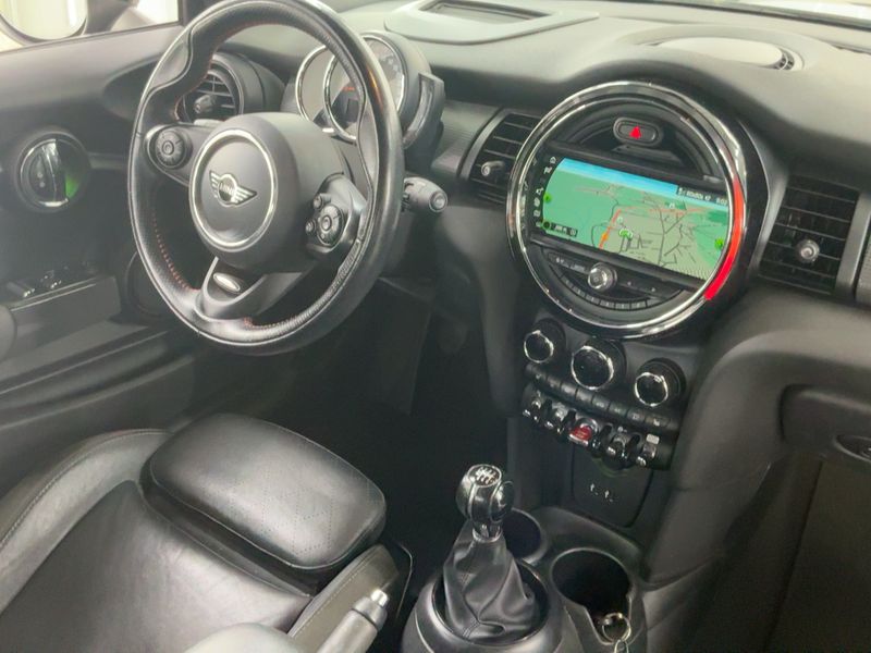 MINI Cabrio Cooper — zdjęcie 12
