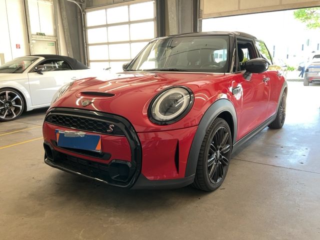 MINI Cooper 2022 — photo 1
