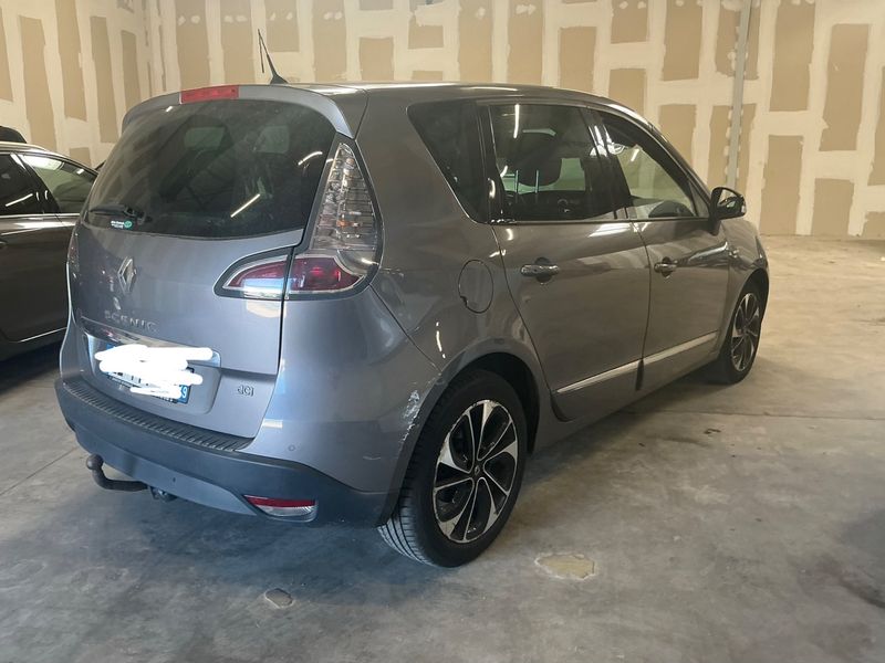 Renault Scenic 1.6 dCi BOSE Edition — zdjęcie 2