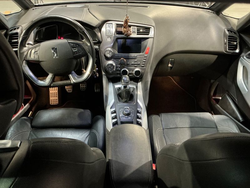 Citroen DS5 2.0 HDi SportChic — zdjęcie 12