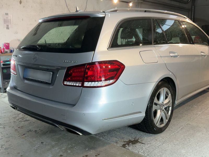 Mercedes-Benz E-Klasse E 250 CDI T 4Matic Avantgarde — zdjęcie 6