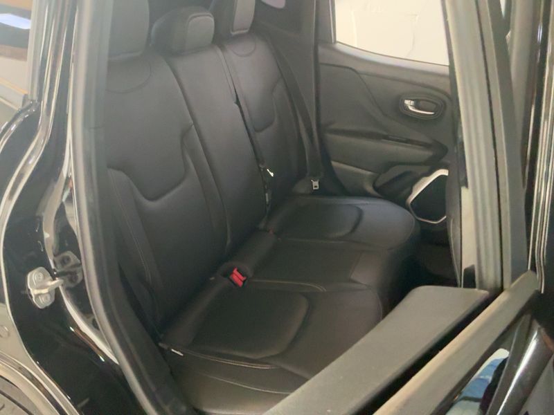 Jeep Renegade 2.0 M-Jet Limited 4WD 2016 – снимка 19
