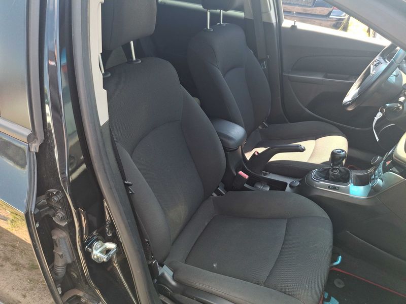 Chevrolet Cruze 1.7 Diesel LT+ — zdjęcie 10