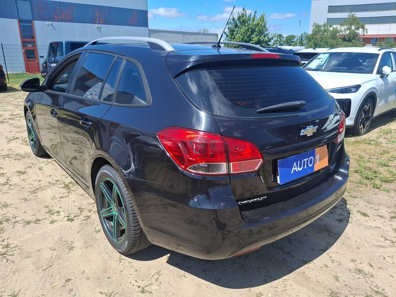 Chevrolet Cruze 1.7 Diesel LT+ — zdjęcie 3