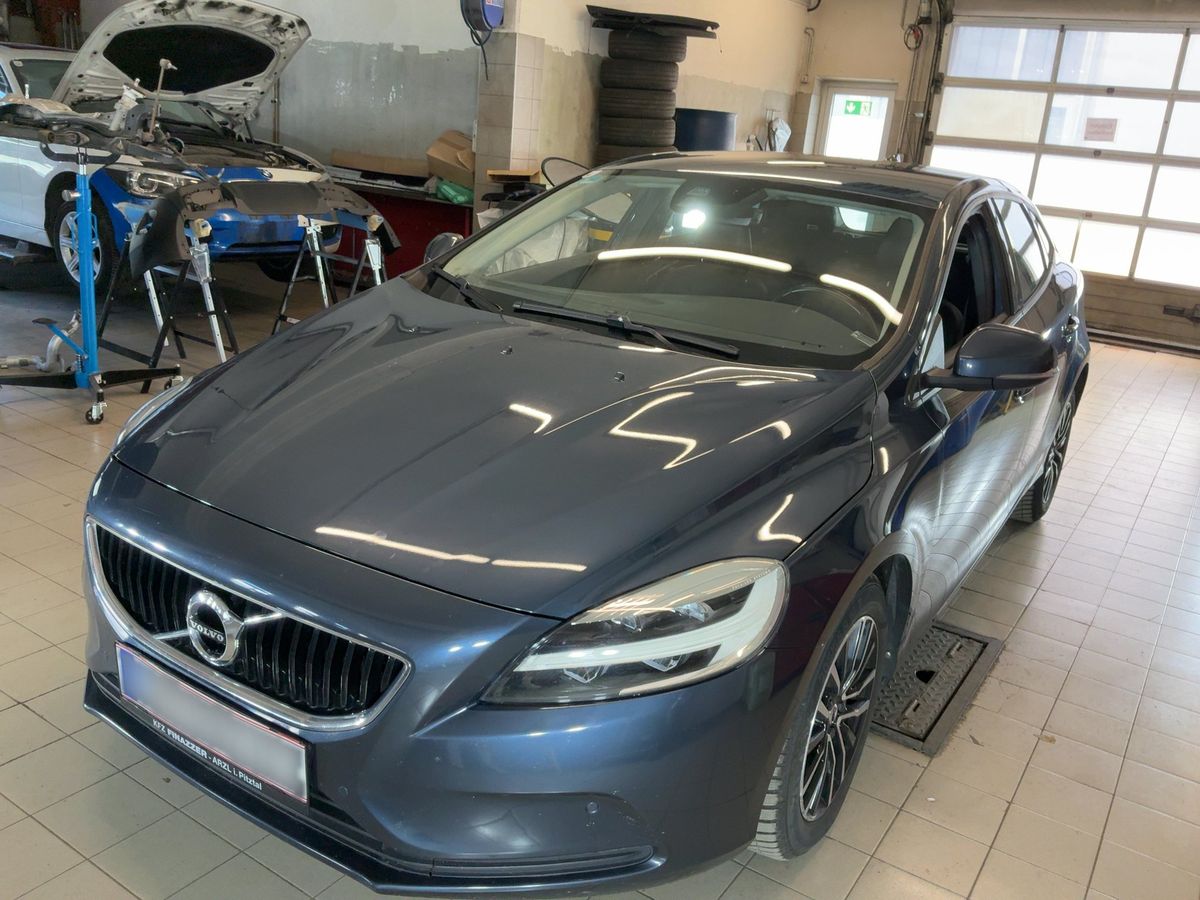 Volvo V40 2017