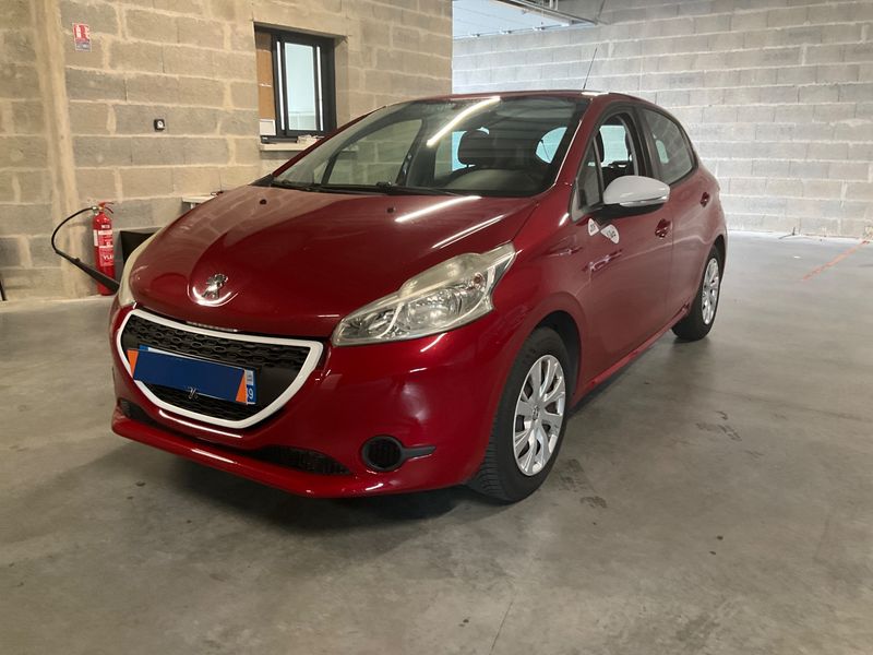 Peugeot 208 1.0 VTi Like 2014 – снимка 1