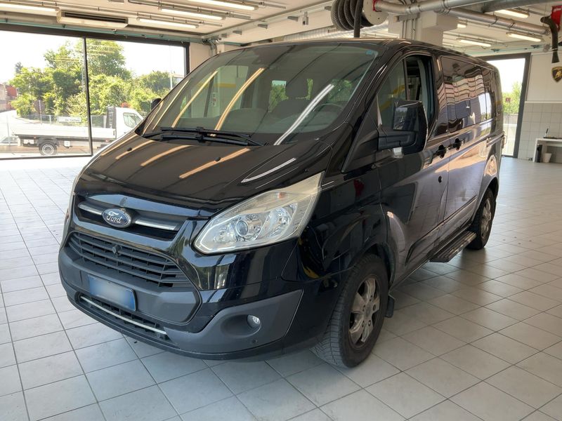 Ford Transit 2.0 TDCi 310 L1 Tourneo Titanium — zdjęcie 1