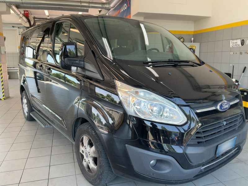 Ford Transit 2.0 TDCi 310 L1 Tourneo Titanium — zdjęcie 8