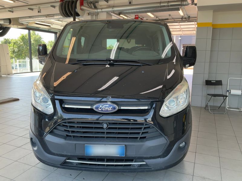 Ford Transit 2.0 TDCi 310 L1 Tourneo Titanium — zdjęcie 9
