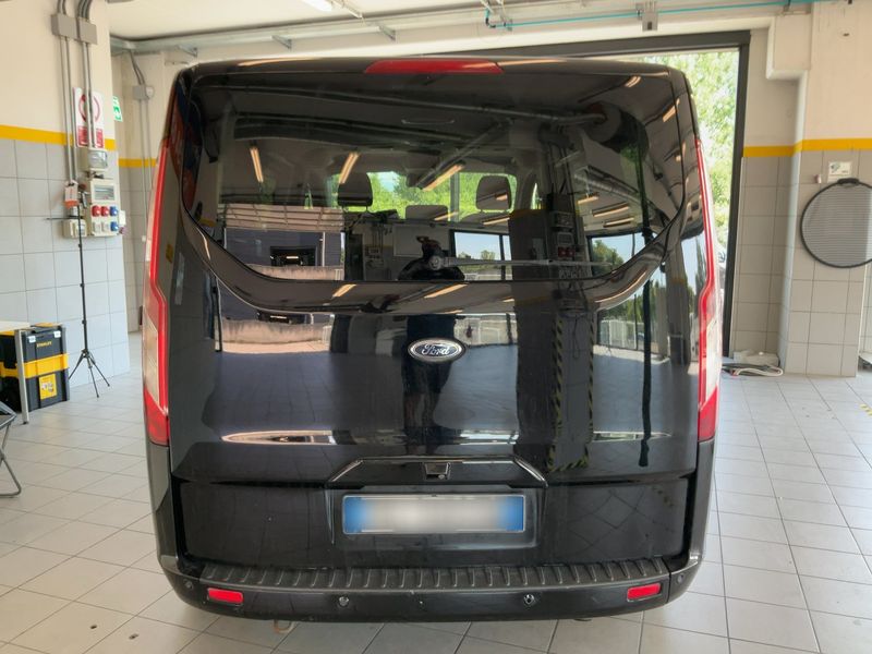 Ford Transit 2.0 TDCi 310 L1 Tourneo Titanium — zdjęcie 5