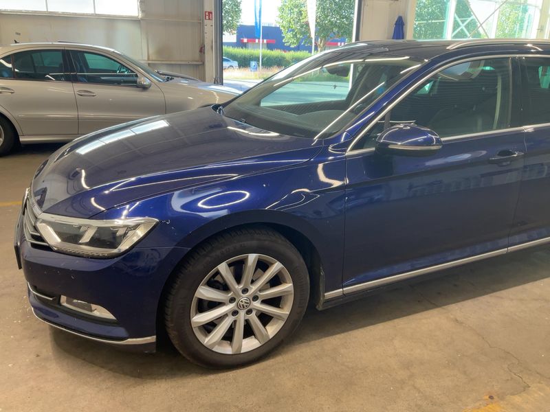 Volkswagen Passat 2.0 TDI Highline BlueMotion Tech 2018 – снимка 2