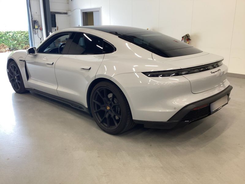 Porsche Taycan GTS — zdjęcie 3