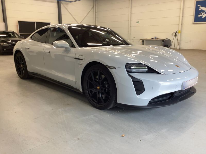Porsche Taycan GTS — zdjęcie 8