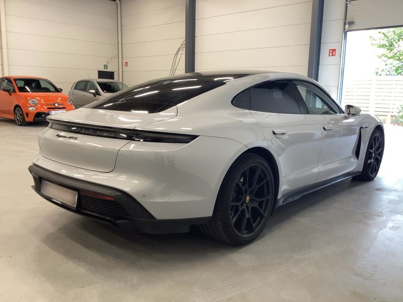 Porsche Taycan GTS — zdjęcie 6