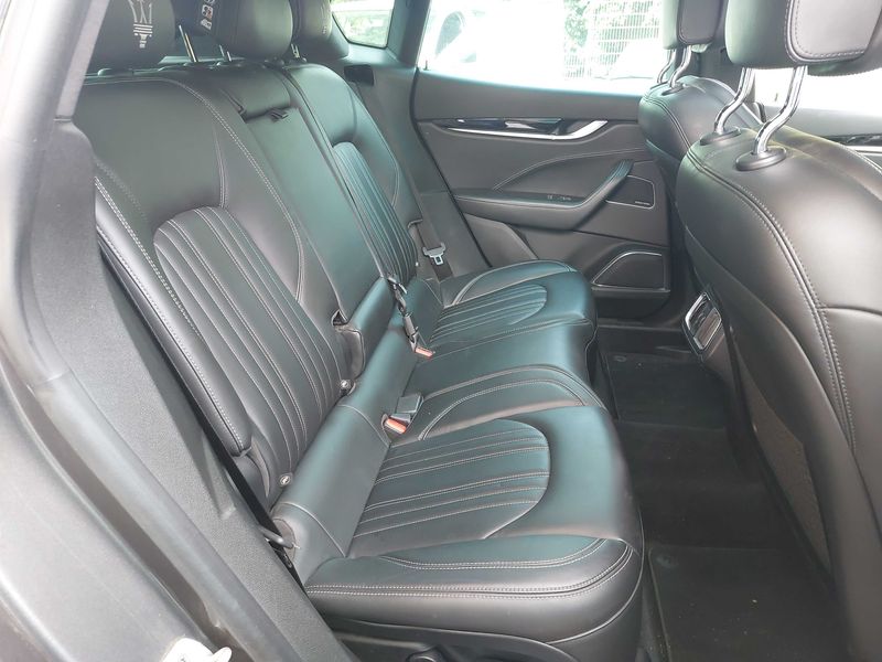 Maserati Levante 3.0 V6 TwinTurbo S — zdjęcie 14