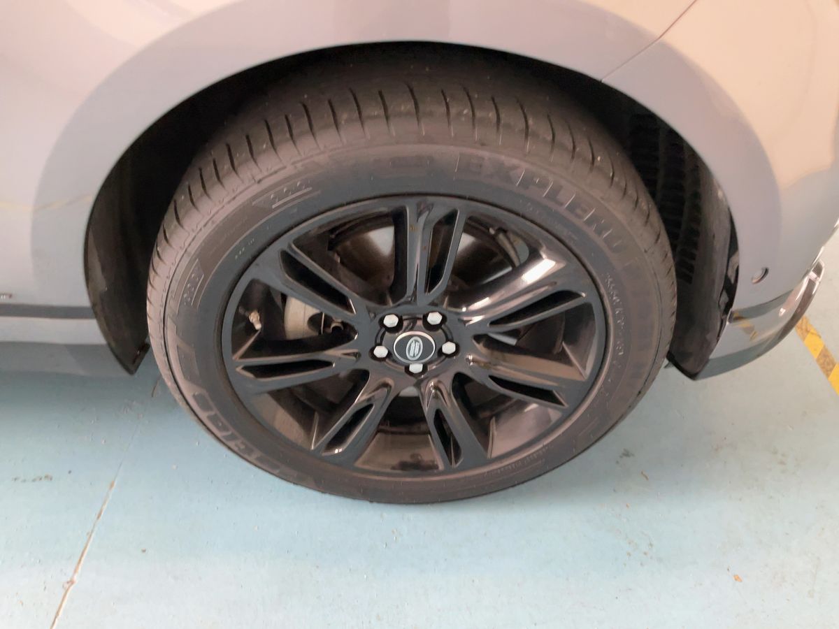 Land Rover 2021 — photo 12