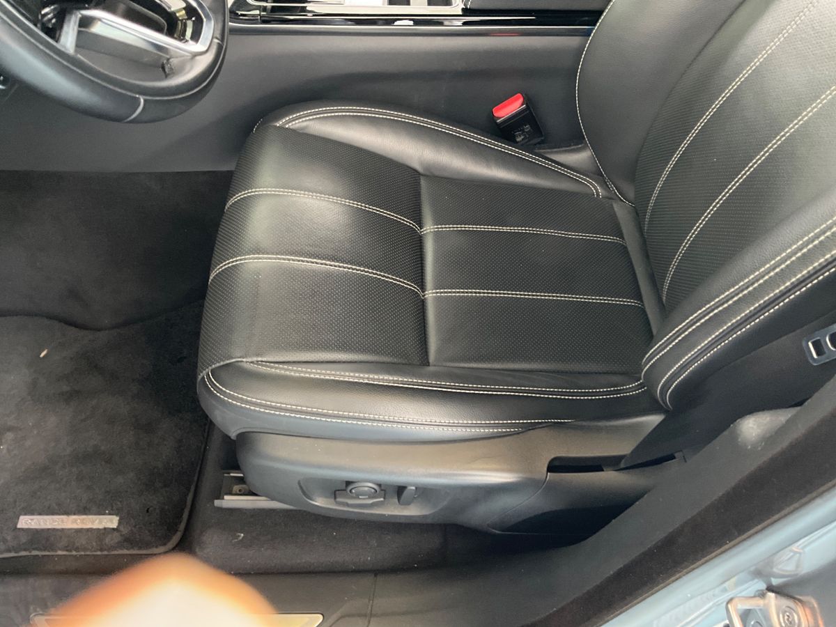 Land Rover 2021 — photo 27
