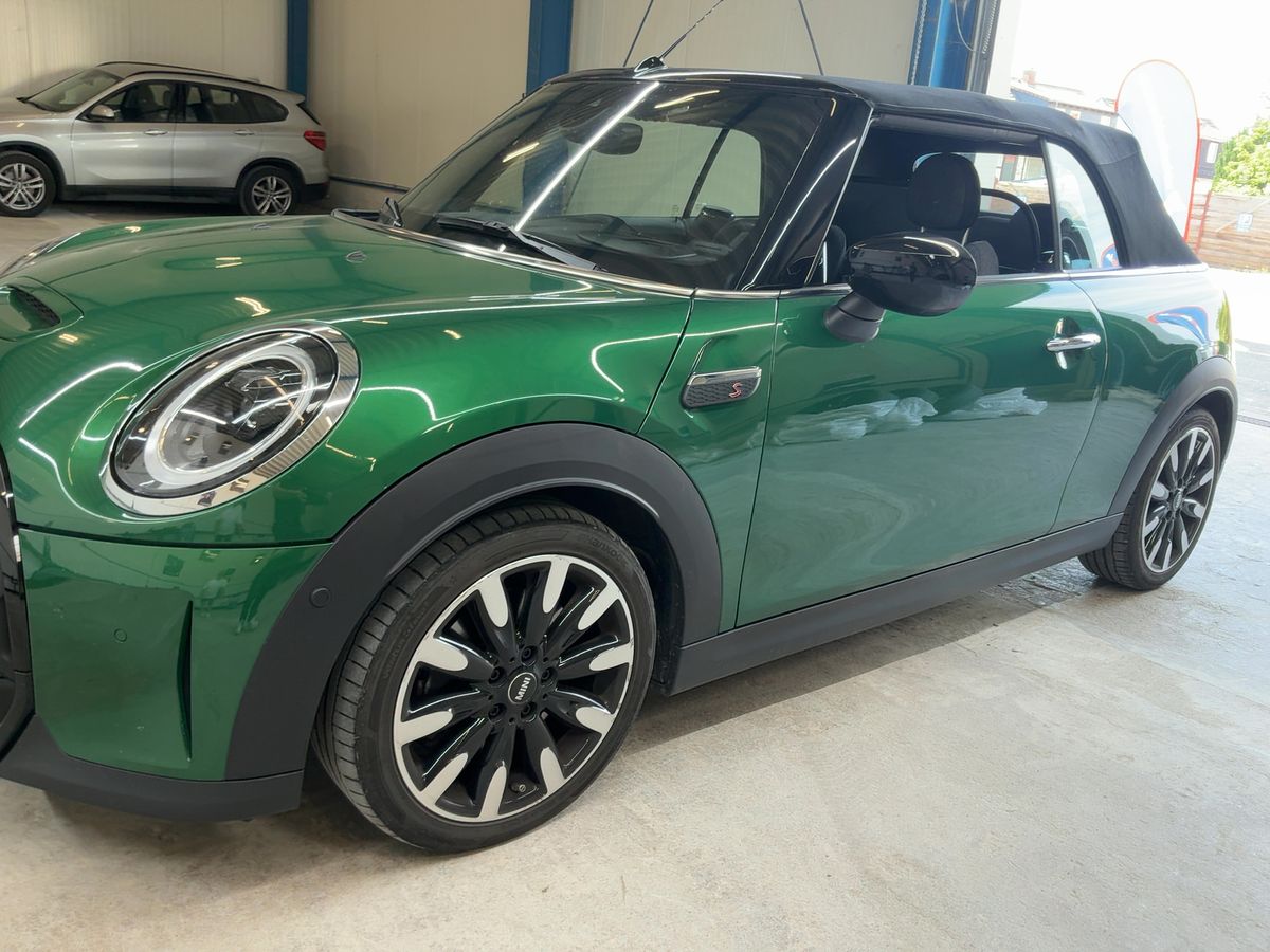 MINI Cabrio Cooper S Classic Trim