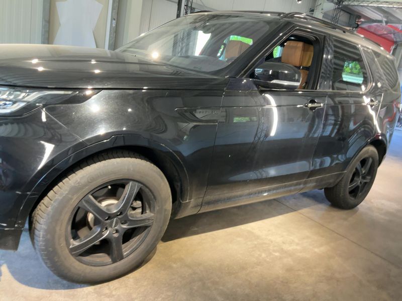 Land Rover Discovery 5 2.0 TD Sd4 SD4 HSE — zdjęcie 2