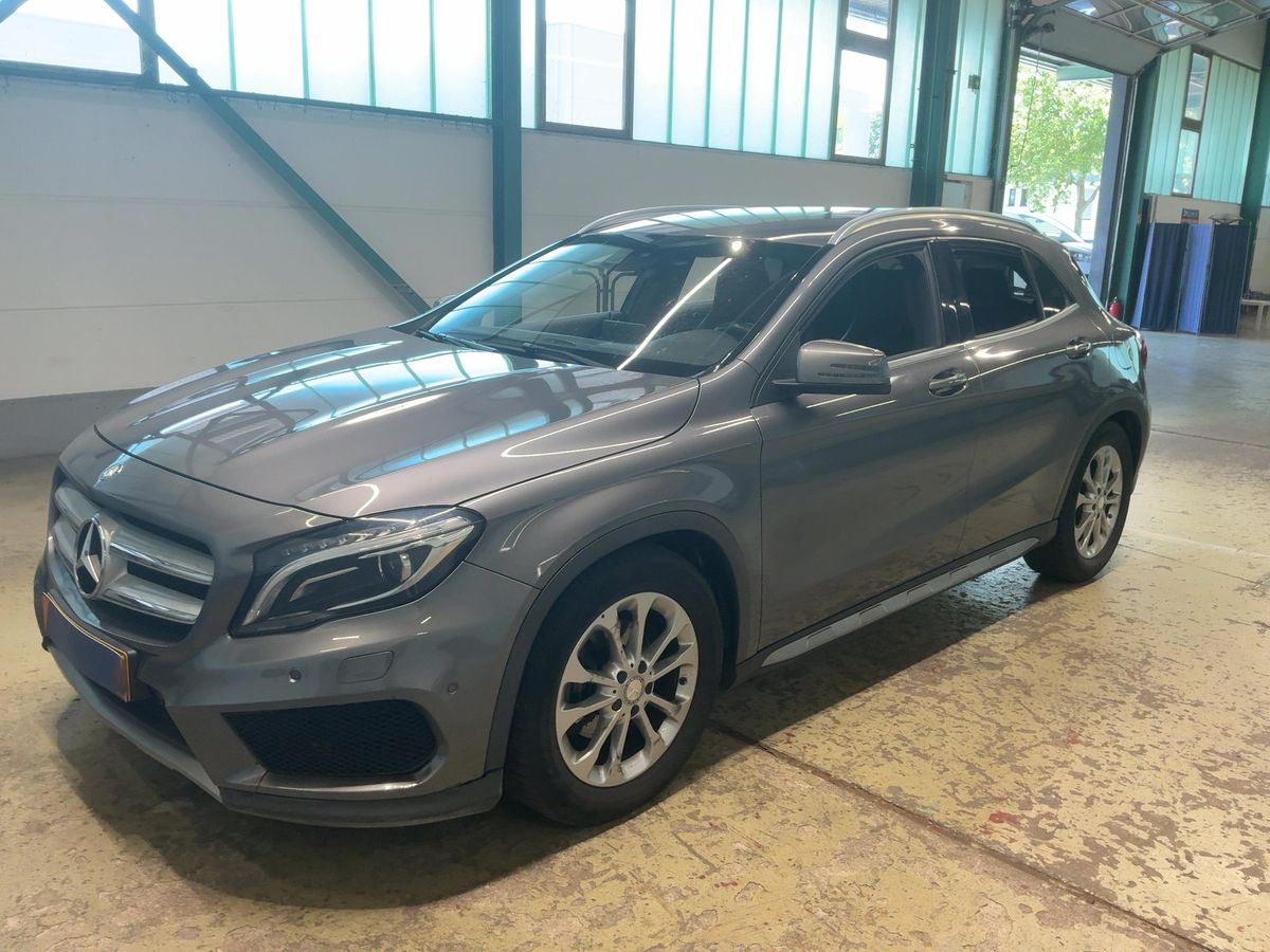 Mercedes-Benz GLA-Klasse 2016 — photo 1