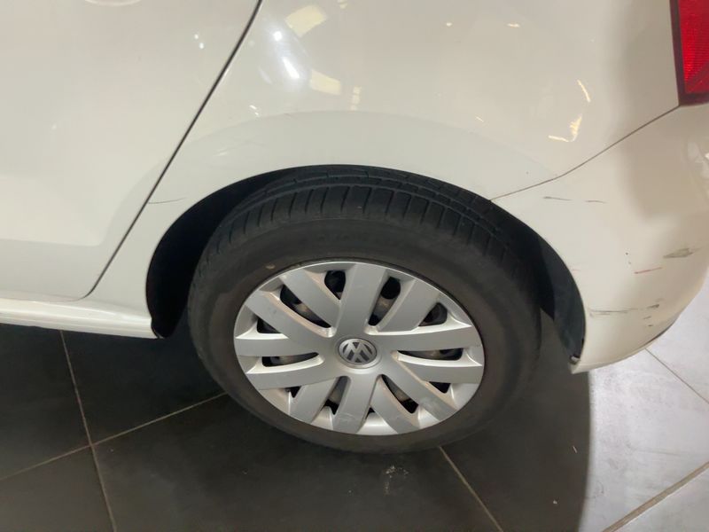 Volkswagen Polo 1.0 Comfortline 2014 – снимка 5