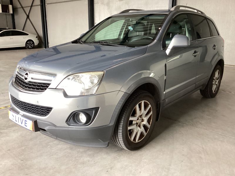 Opel Antara 2.2 CDTI Design Edition 4x2 снимка Opel Antara 2.2 CDTI Design Edition 4x2