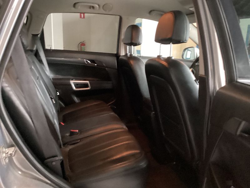 Opel Antara 2.2 CDTI Design Edition 4x2 снимка Opel Antara 2.2 CDTI Design Edition 4x2