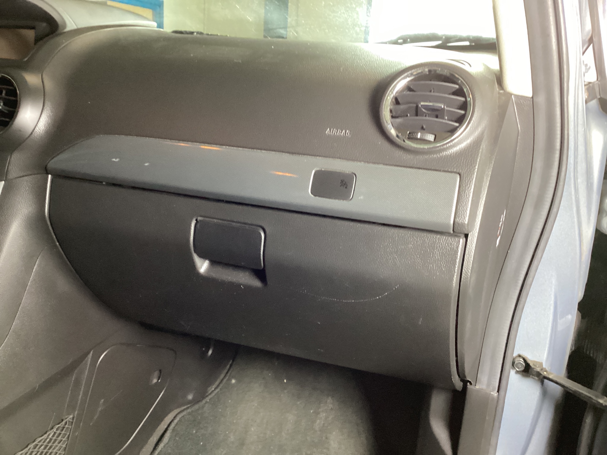 Opel Antara 2.2 CDTI Design Edition 4x2 снимка Opel Antara 2.2 CDTI Design Edition 4x2