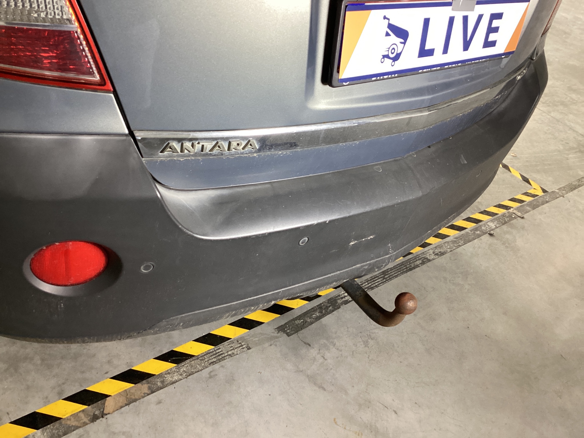 Opel Antara 2.2 CDTI Design Edition 4x2 снимка Opel Antara 2.2 CDTI Design Edition 4x2