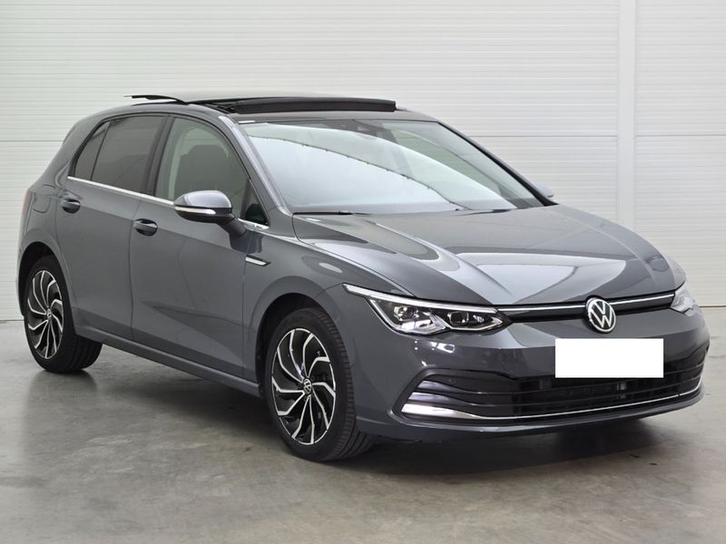 Volkswagen Golf VIII 1.5 eTSI ACT Style — zdjęcie 4