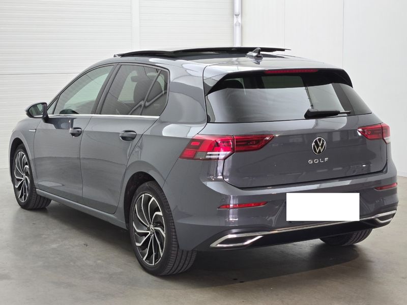 Volkswagen Golf VIII 1.5 eTSI ACT Style — zdjęcie 2